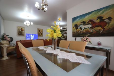 Casa à venda com 250m², 4 quartos e 4 vagasSala de Jantar