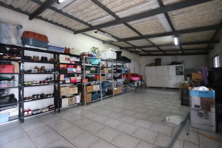 Casa à venda com 250m², 4 quartos e 4 vagasDepósito