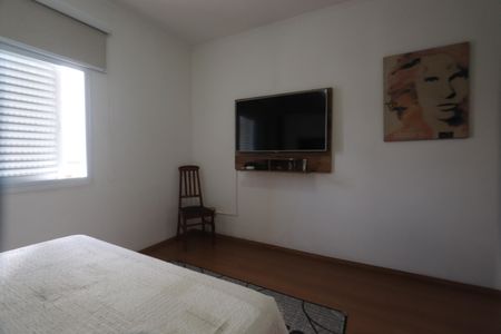 Casa à venda com 250m², 4 quartos e 4 vagasSuíte 1