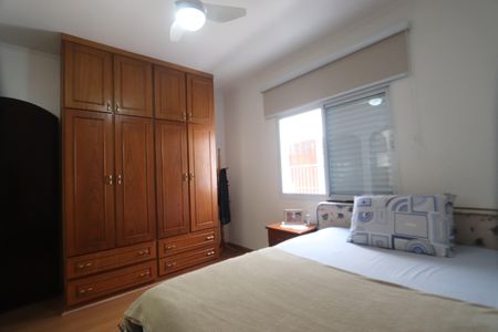 Casa à venda com 250m², 4 quartos e 4 vagasSuíte 2