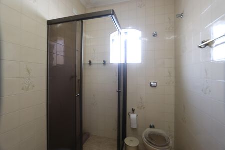 Casa à venda com 250m², 4 quartos e 4 vagasBanheiro da Suíte 2