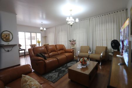 Sala de casa à venda com 4 quartos, 250m² em Jardim Avelino, São Paulo