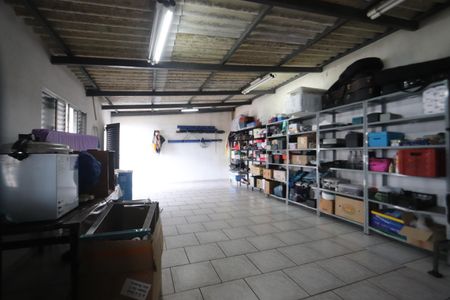 Casa à venda com 250m², 4 quartos e 4 vagasDepósito