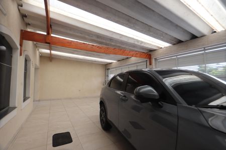 Casa à venda com 250m², 4 quartos e 4 vagasGaragem