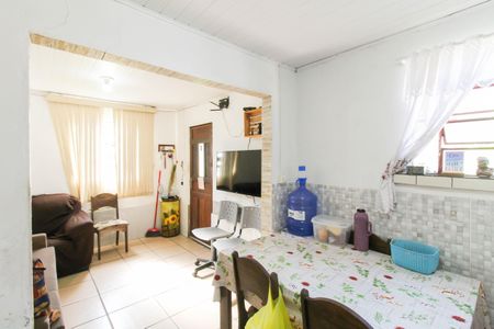 Casa à venda com 50m², 2 quartos e 2 vagasCozinha
