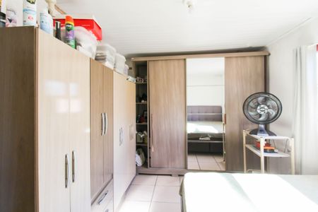 Casa à venda com 50m², 2 quartos e 2 vagasQuarto 1