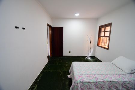 Casa para alugar com 290m², 5 quartos e 4 vagasQuarto 4 - Suíte 