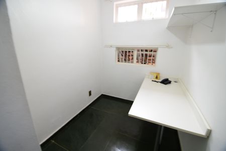 Casa para alugar com 290m², 5 quartos e 4 vagasEscritório