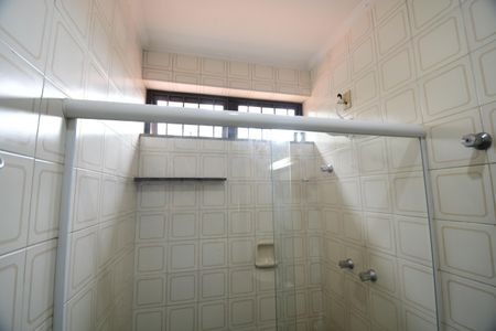 Casa para alugar com 290m², 5 quartos e 4 vagasBanheiro 2