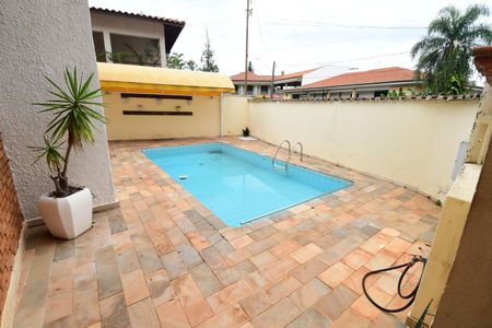 Casa para alugar com 290m², 5 quartos e 4 vagasPiscina