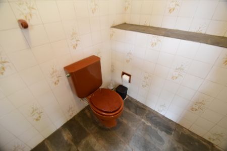 Casa para alugar com 290m², 5 quartos e 4 vagasBanheiro de serviço