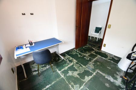 Casa para alugar com 290m², 5 quartos e 4 vagasQuarto 3