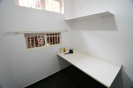 Casa para alugar com 290m², 5 quartos e 4 vagasEscritório