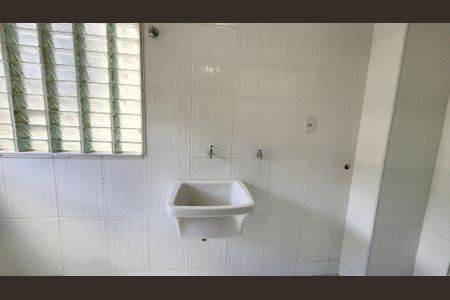 Casa para alugar com 90m², 2 quartos e sem vaga