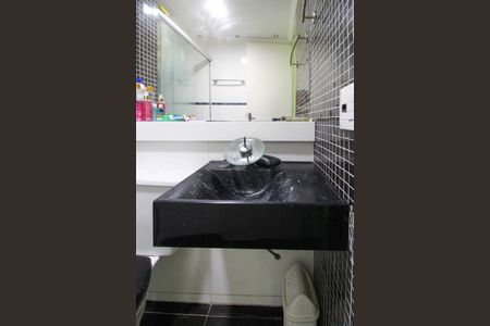 Apartamento à venda com 54m², 2 quartos e sem vagaBanheiro 