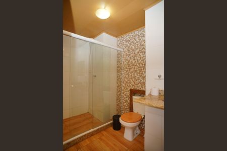 Casa para alugar com 360m², 4 quartos e 3 vagasBanheiro Social