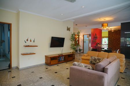 Casa para alugar com 360m², 4 quartos e 3 vagasSala