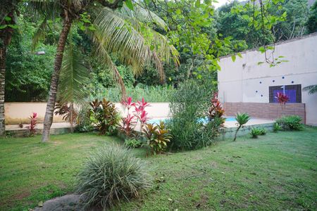 Casa para alugar com 360m², 4 quartos e 3 vagasÁrea externa