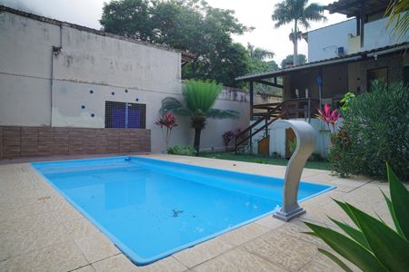 Casa para alugar com 360m², 4 quartos e 3 vagasPiscina
