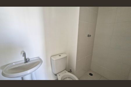 Apartamento para alugar com 35m², 2 quartos e sem vaga Apartamento para alugar com 35m², 2 quartos e sem vagaBanheiro