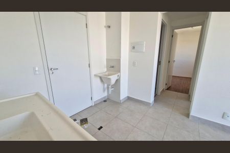 Sala/Cozinha de apartamento para alugar com 2 quartos, 35m² em Socorro, São Paulo