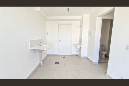 Sala/Cozinha de apartamento para alugar com 2 quartos, 35m² em Socorro, São Paulo