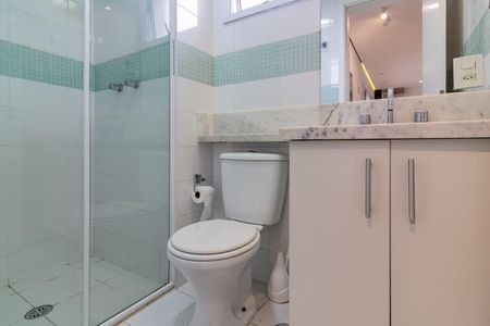 Apartamento à venda com 73m², 2 quartos e 2 vagasBanheiro Social
