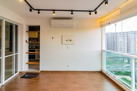 Apartamento à venda com 73m², 2 quartos e 2 vagasVaranda