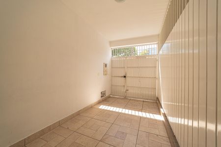 Casa para alugar com 100m², 3 quartos e 1 vaga Casa para alugar com 100m², 3 quartos e 1 vagaGaragem