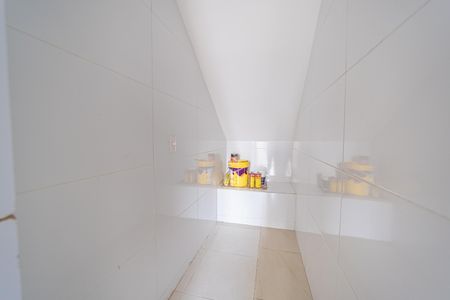 Despensa de casa para alugar com 3 quartos, 100m² em Jardim Coimbra, São Paulo