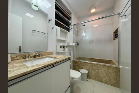 Apartamento à venda com 52m², 2 quartos e sem vagaSuíte - banheiro