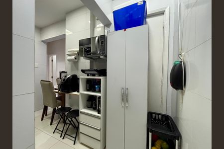 Apartamento à venda com 52m², 2 quartos e sem vagaCozinha