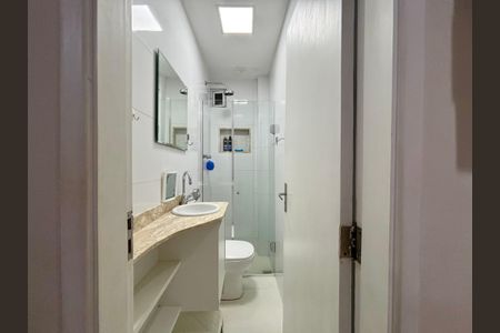 Apartamento à venda com 52m², 2 quartos e sem vagaBanheiro social