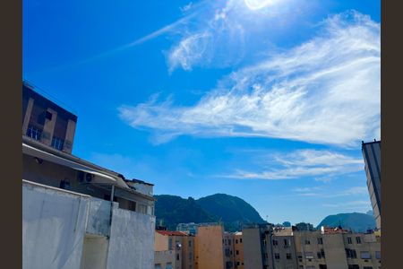 Apartamento à venda com 52m², 2 quartos e sem vagaÁrea comum - salão de festas - vista