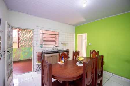 Casa para alugar com 300m², 3 quartos e 2 vagasCozinha e Área de Serviço