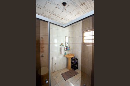 Casa para alugar com 300m², 3 quartos e 2 vagasBanheiro Social