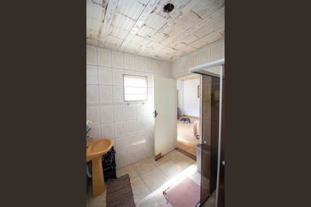 Casa para alugar com 300m², 3 quartos e 2 vagasBanheiro Social