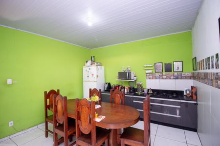 Casa para alugar com 300m², 3 quartos e 2 vagasCozinha e Área de Serviço