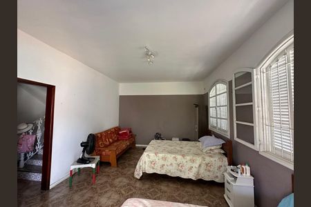 Sala de casa de condomínio à venda com 4 quartos, 460m² em Gardênia Azul, Rio de Janeiro