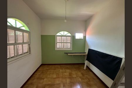 Quarto 3 de casa de condomínio à venda com 4 quartos, 460m² em Gardênia Azul, Rio de Janeiro