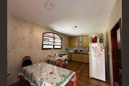 Cozinha de casa de condomínio à venda com 4 quartos, 460m² em Gardênia Azul, Rio de Janeiro