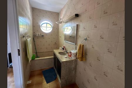 Banheiro 2 de casa de condomínio à venda com 4 quartos, 460m² em Gardênia Azul, Rio de Janeiro