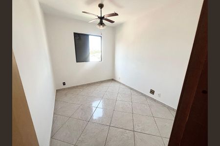 Apartamento à venda com 68m², 3 quartos e 1 vagaQuarto 2
