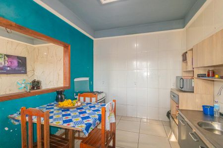 Cozinha de casa à venda com 2 quartos, 102m² em Harmonia, Canoas