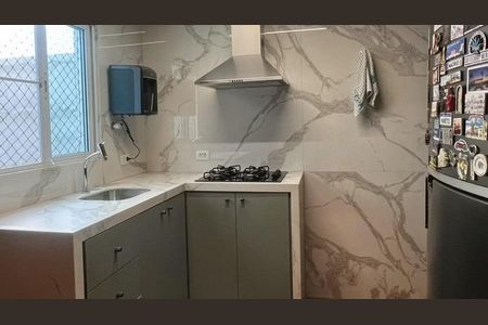 Apartamento à venda com 130m², 2 quartos e 2 vagas Apartamento à venda com 130m², 2 quartos e 2 vagasCozinha