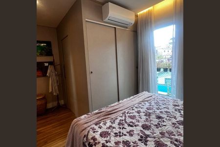 Quarto de apartamento à venda com 2 quartos, 130m² em Utinga, Santo André