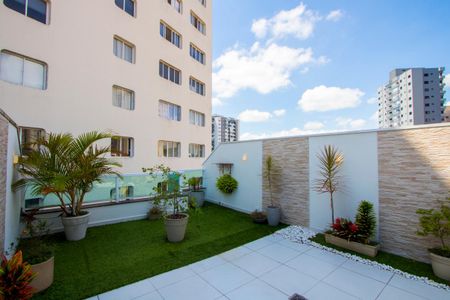 Apartamento à venda com 130m², 2 quartos e 2 vagasÁrea externa