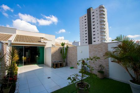 Apartamento à venda com 130m², 2 quartos e 2 vagasÁrea externa