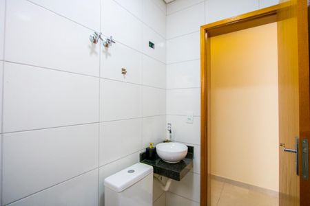 Apartamento à venda com 130m², 2 quartos e 2 vagasBanheiro social