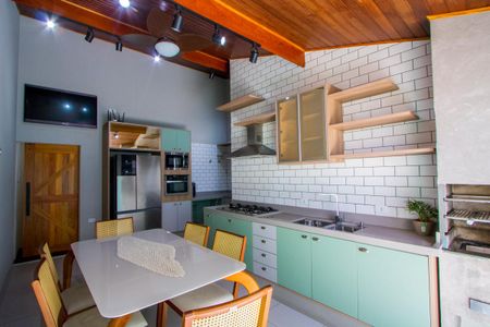 Apartamento à venda com 130m², 2 quartos e 2 vagasCozinha/Área de serviço/Espaço gourmet
